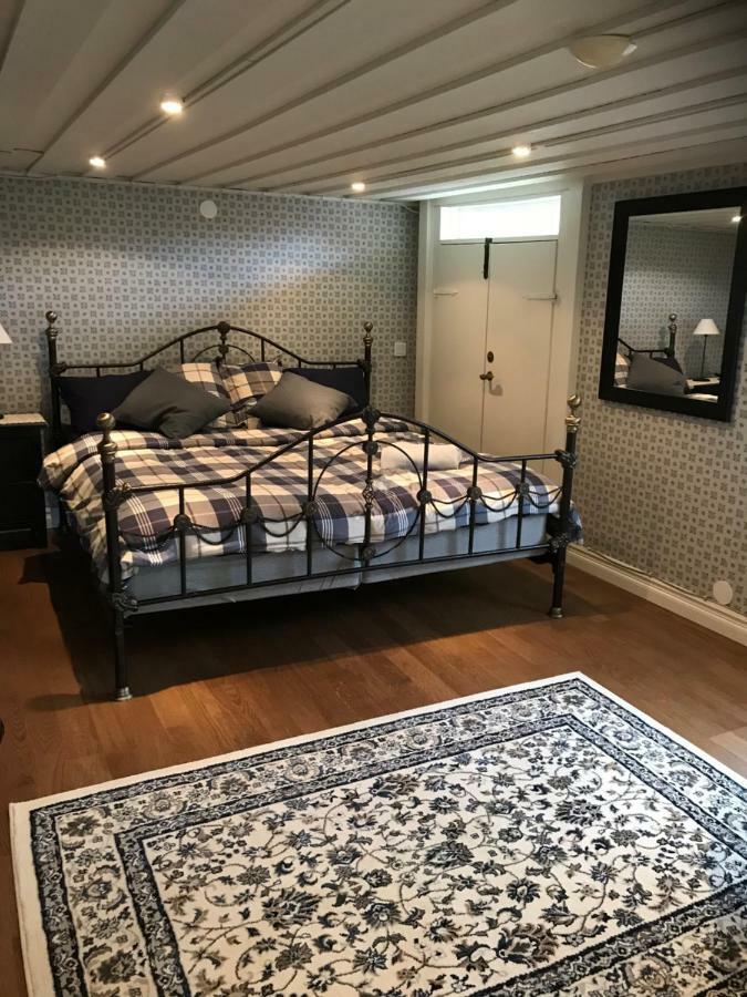 Ameriden Bed And Breakfast Godeby Luaran gambar
