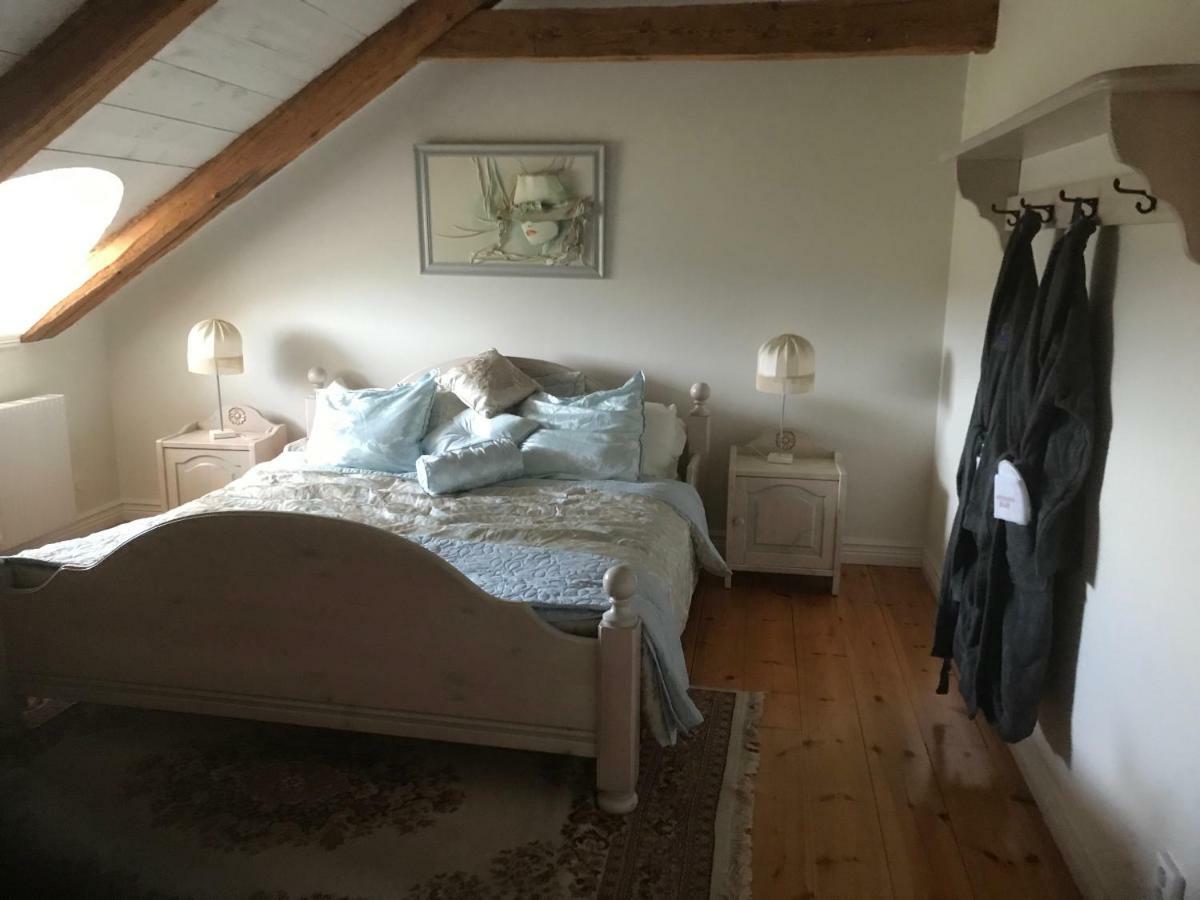 Ameriden Bed And Breakfast Godeby Luaran gambar